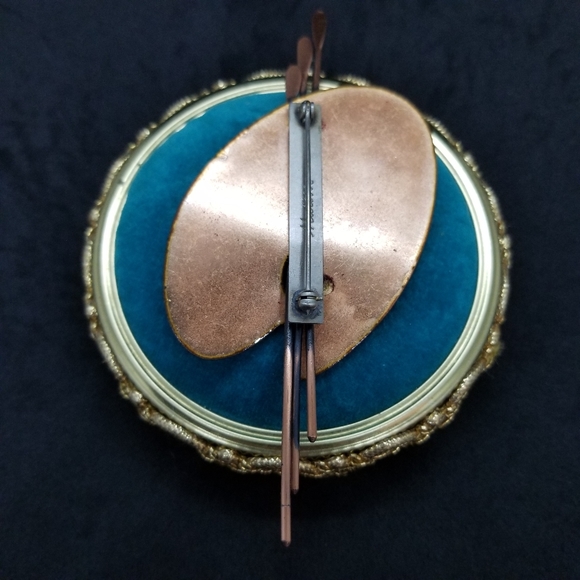 Matisse copper red artist's palette brooch/pin 🎨 - Picture 2 of 7